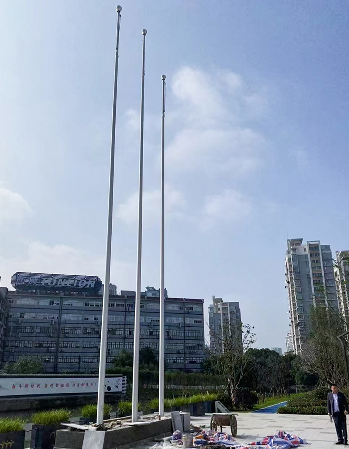 Outdoor aluminum alloy conical hand-cranked lifting flagpole Outdoor aluminum alloy conical hand-cranked lifting flagpole