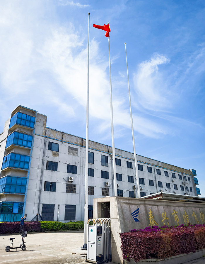 Conical stainless steel hand-cranked liftpole Conical stainless steel hand-cranked liftpole
