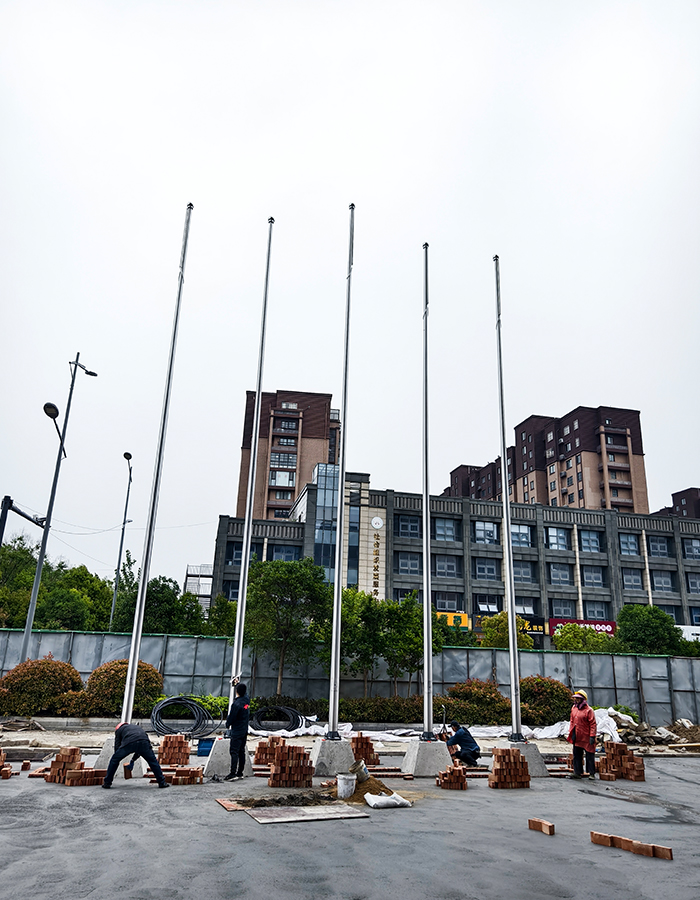 Conical stainless steel hand-cranked liftpole Conical stainless steel hand-cranked liftpole