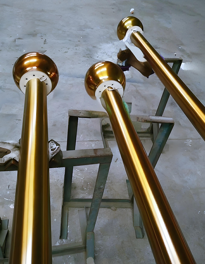 Titanium corrosion-resistant hand-cranked conical liftpole Titanium corrosion-resistant hand-cranked conical liftpole